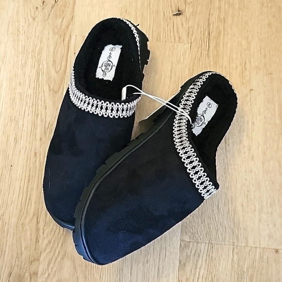 NWT Soul Mates Open Heel Black  Slipper w Crotchet Trim. Size 9 - Picture 7 of 8